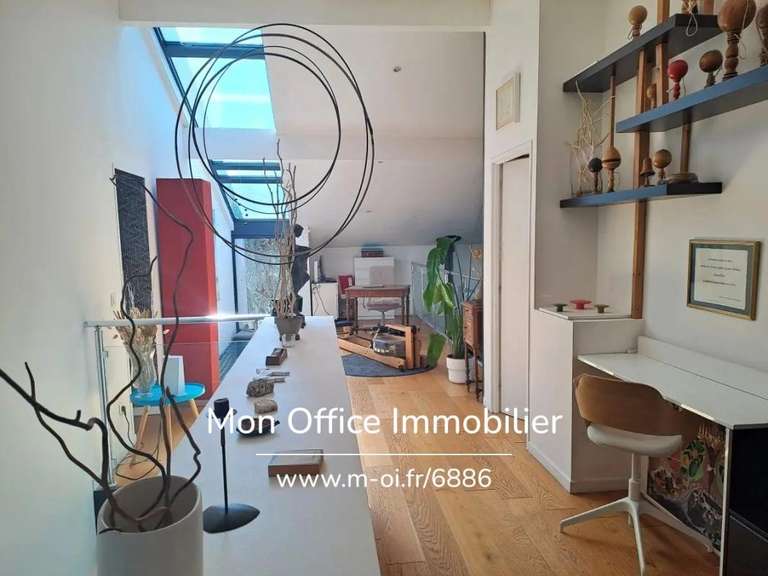 Maison Éguilles - 4 chambres - 246m²