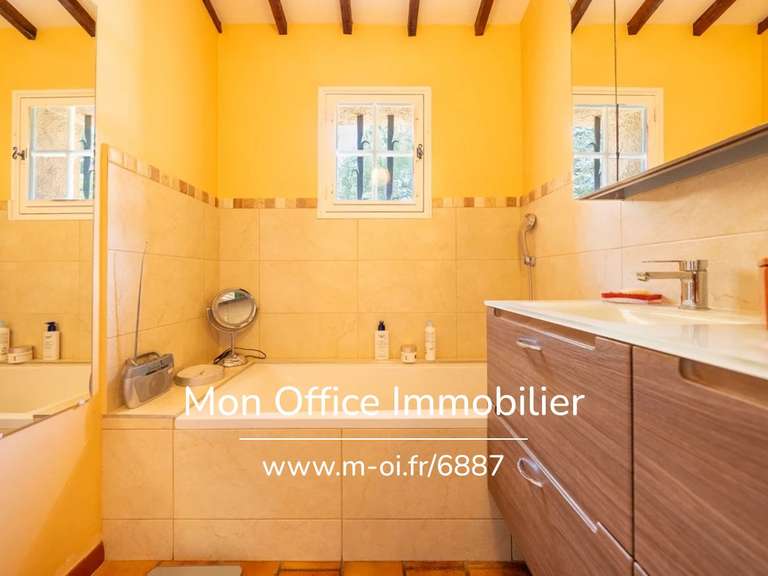 Maison Aix-en-Provence - 4 chambres - 186m²