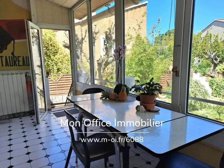Maison Pélissanne - 3 chambres - 207m²