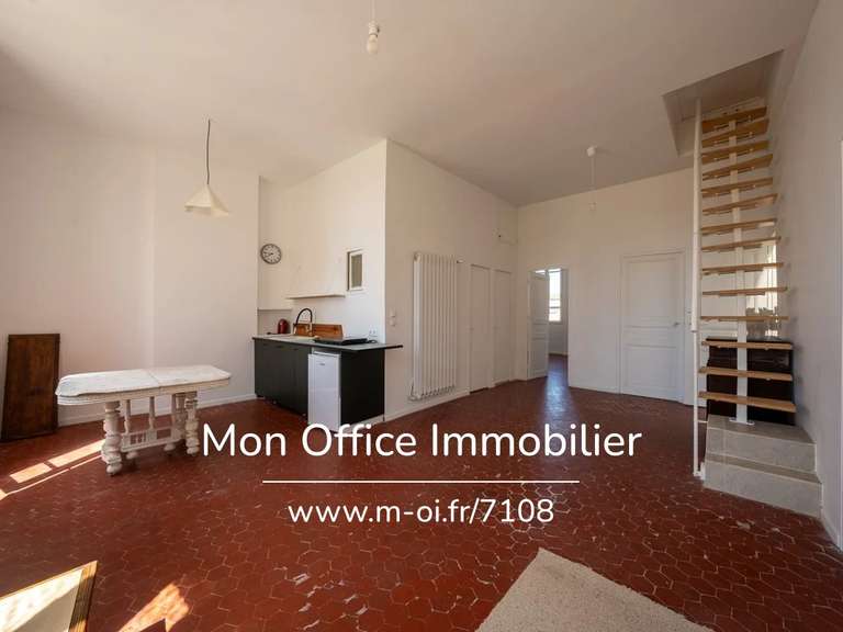 Maison Salon-de-Provence - 6 chambres - 247m²