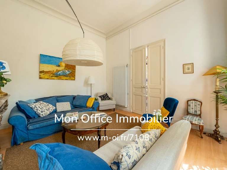 Maison Salon-de-Provence - 6 chambres - 247m²