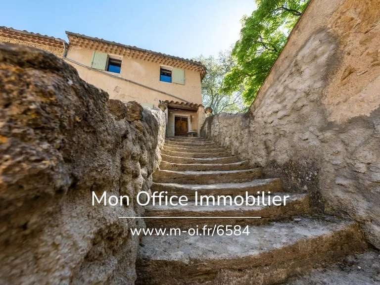 Maison La Tour-d'Aigues - 4 chambres - 186m²