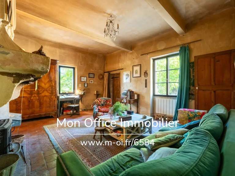Maison La Tour-d'Aigues - 4 chambres - 186m²