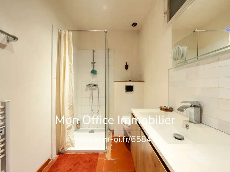 Maison La Tour-d'Aigues - 4 chambres - 186m²