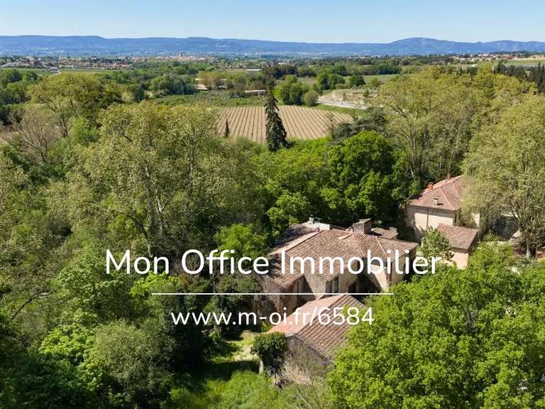 Maison La Tour-d'Aigues - 4 chambres - 186m²