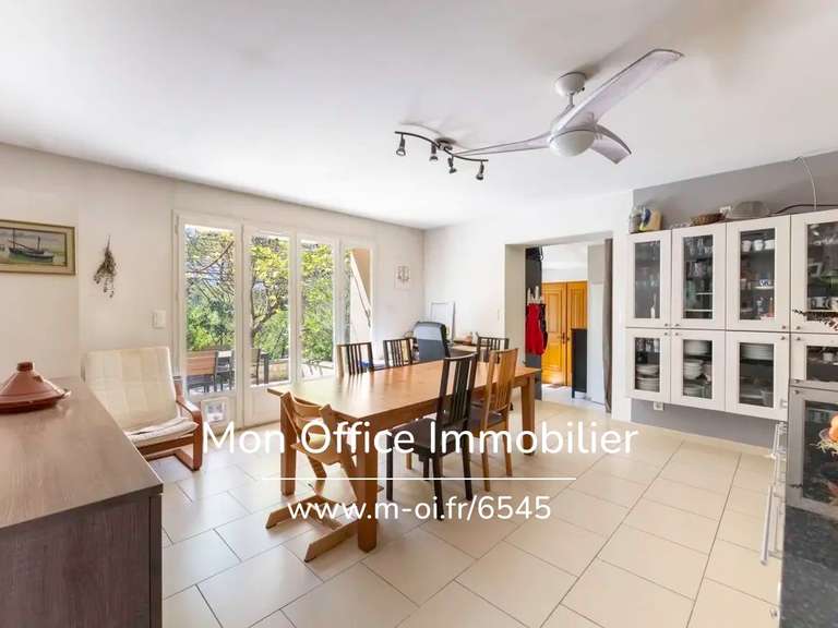 Maison Aix-en-Provence - 3 chambres - 120m²
