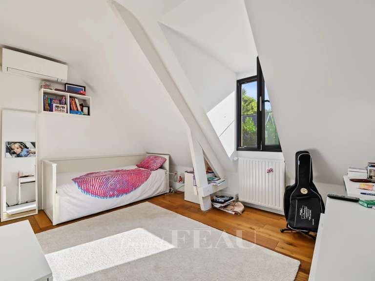 Maison Jouy-en-Josas - 5 chambres - 202m²
