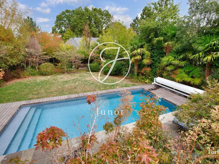 Maison La Celle-Saint-Cloud - 4 chambres - 251m²