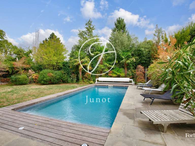 Maison La Celle-Saint-Cloud - 4 chambres - 251m²