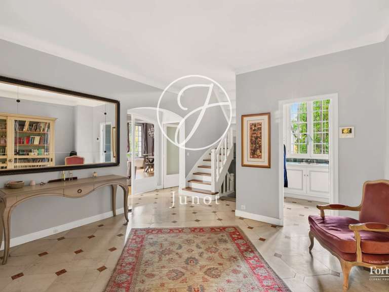 Maison La Celle-Saint-Cloud - 4 chambres - 251m²