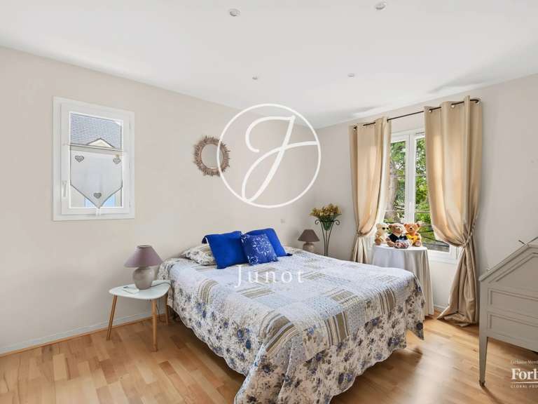 Maison Rueil-Malmaison - 4 chambres - 220m²