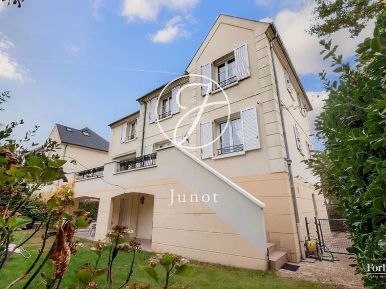 Maison Rueil-Malmaison - 4 chambres - 220m²
