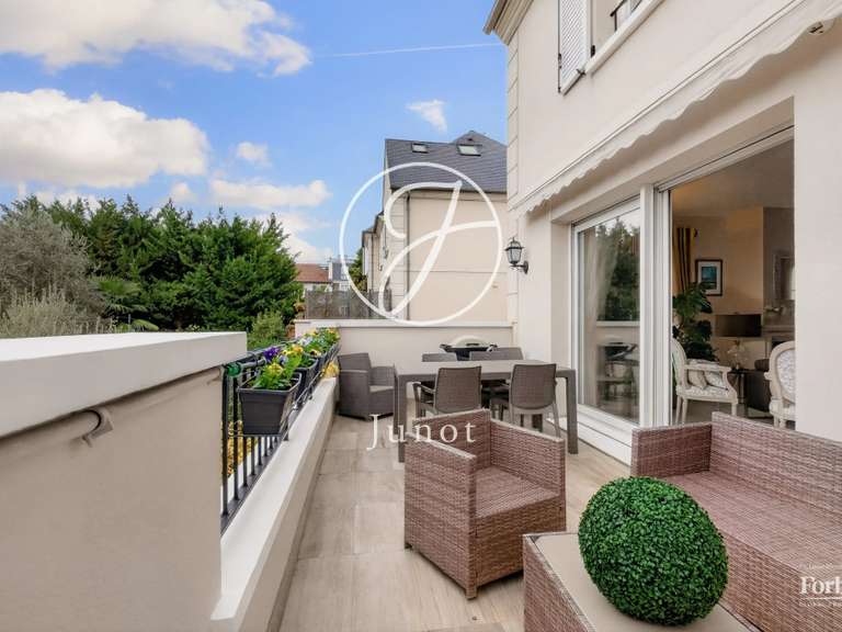 Maison Rueil-Malmaison - 4 chambres - 220m²