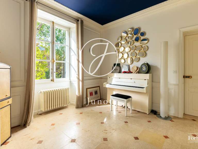 Maison Nantes Centre Ville - 5 chambres - 236m²