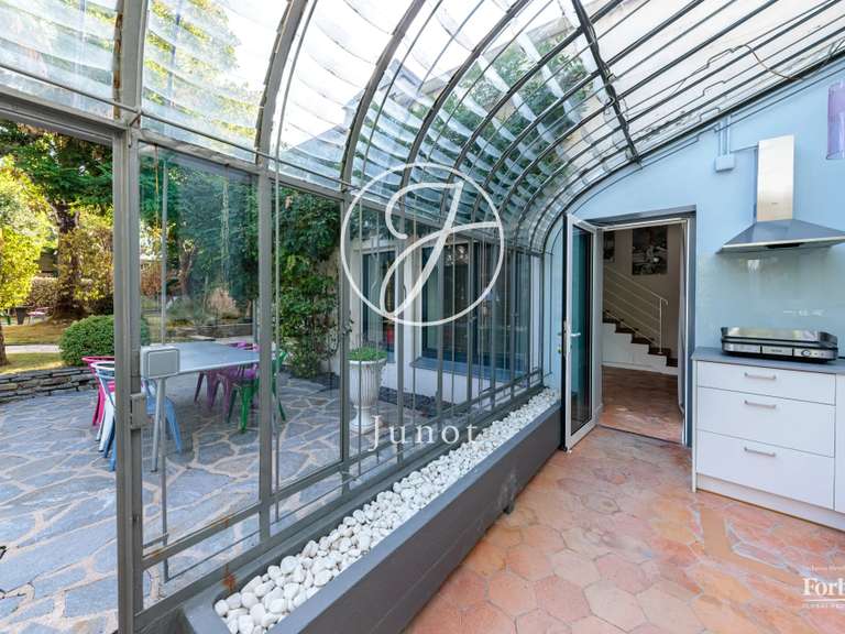 Maison Nantes Centre Ville - 5 chambres - 236m²