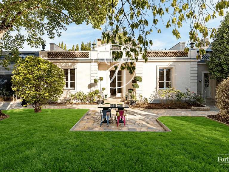 Maison Nantes Centre Ville - 5 chambres - 236m²