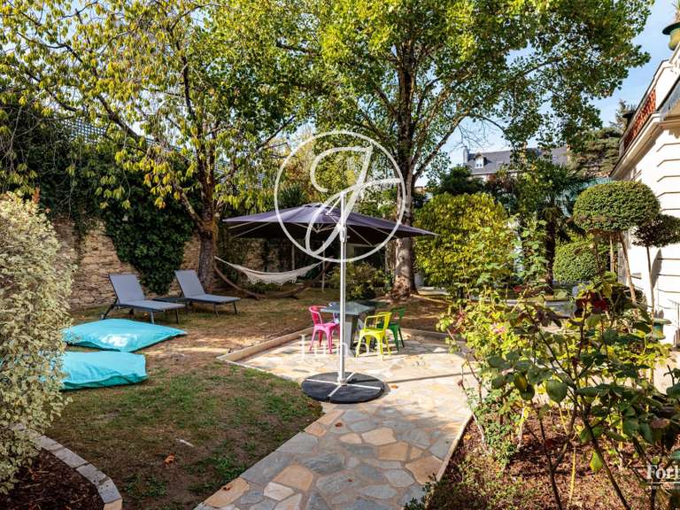 Maison Nantes Centre Ville - 5 chambres - 236m²