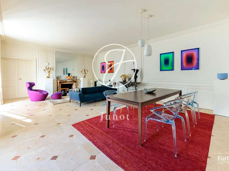 Maison Nantes Centre Ville - 5 chambres - 236m²