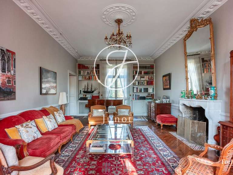 Maison Vertou - 8 chambres - 374m²