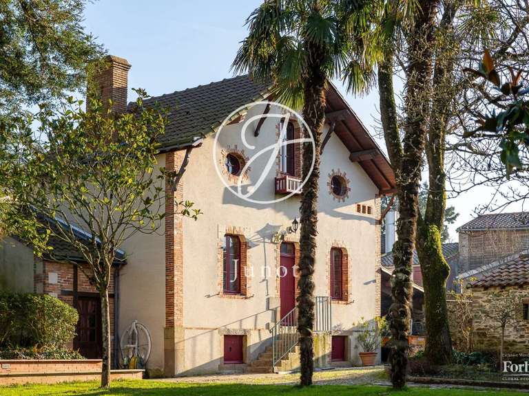 Maison Nantes Saint-Felix - 8 chambres - 374m²