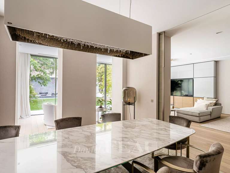 Maison Paris 16e - 5 chambres - 580m²