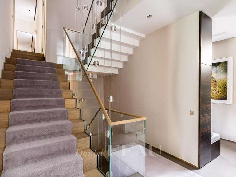Maison Paris 16e - 5 chambres - 580m²