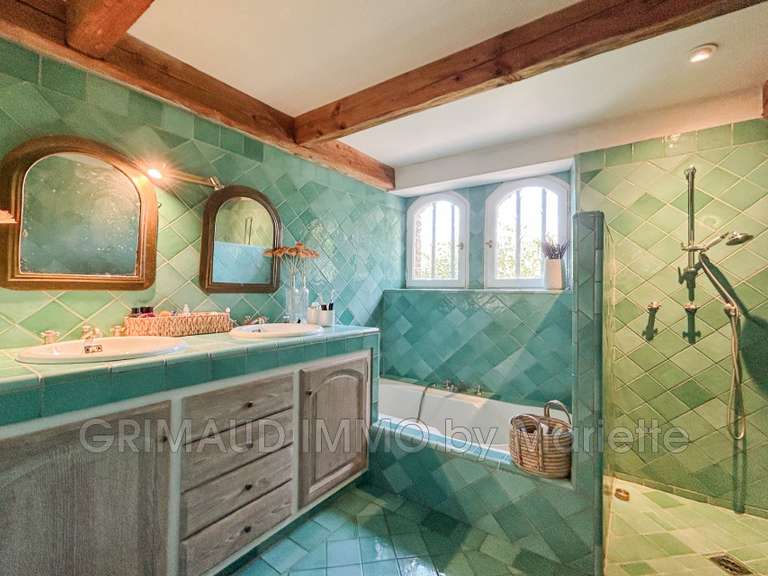 Maison La Garde-Freinet - 3 chambres - 125m²