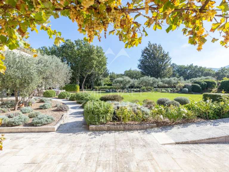 Maison Ménerbes - 9 chambres - 400m²
