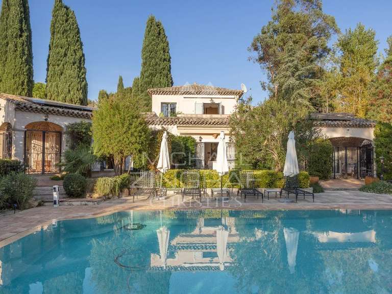 Maison Saint-Paul-de-Vence - 5 chambres - 226m²