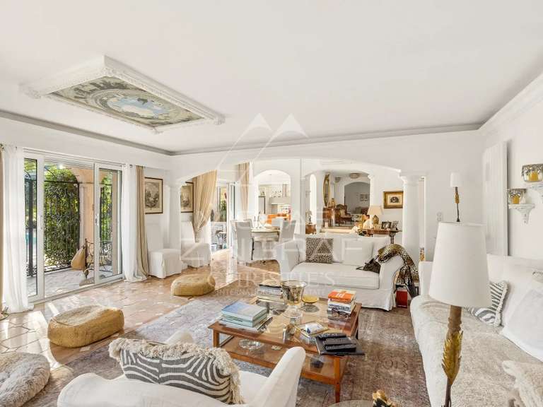 Maison Saint-Paul-de-Vence - 5 chambres - 226m²