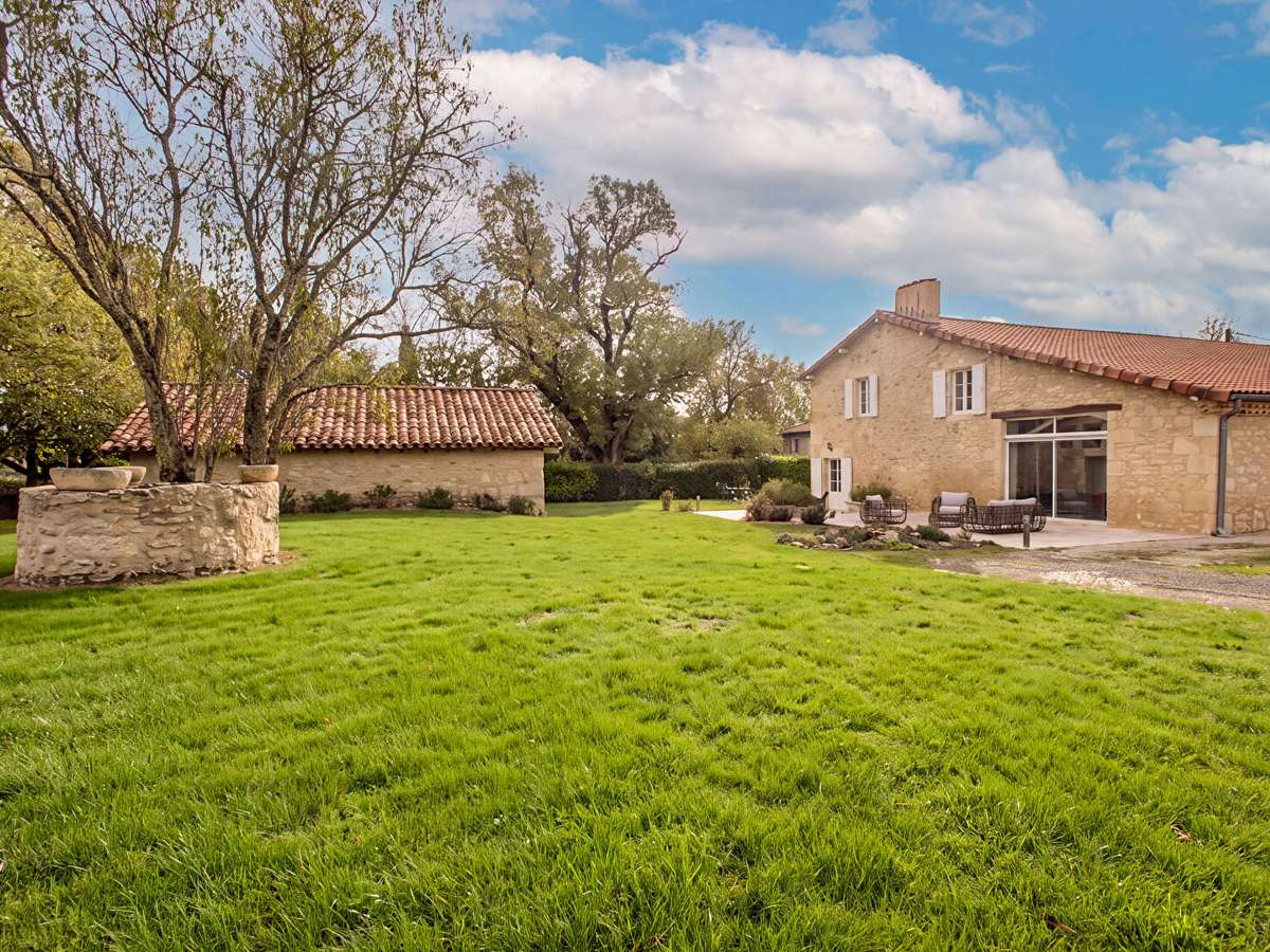 Maison Ordan-Larroque