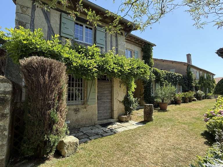 Maison Bazian - 9 chambres - 460m²