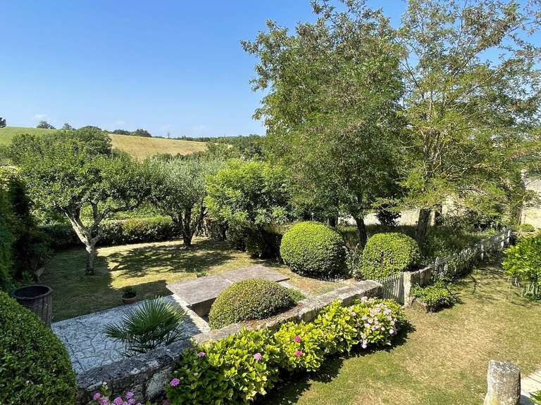 Maison Bazian - 9 chambres - 460m²