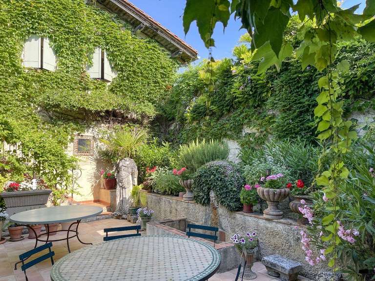 Maison Bazian - 9 chambres - 460m²