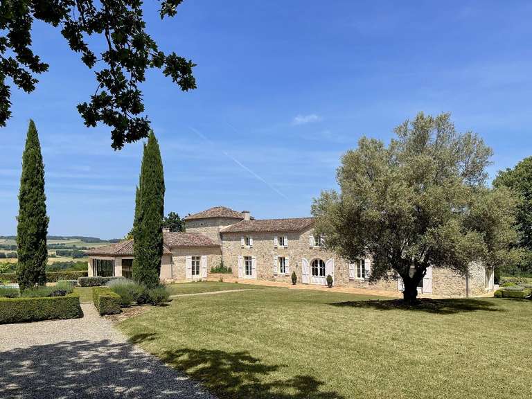 Maison Lectoure - 6 chambres - 371m²