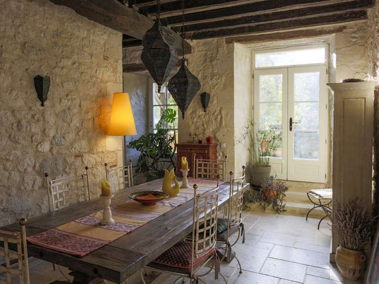 Maison Saint-Mézard - 5 chambres - 321m²
