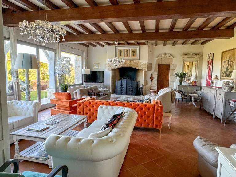 Maison Condom - 7 chambres - 557m²