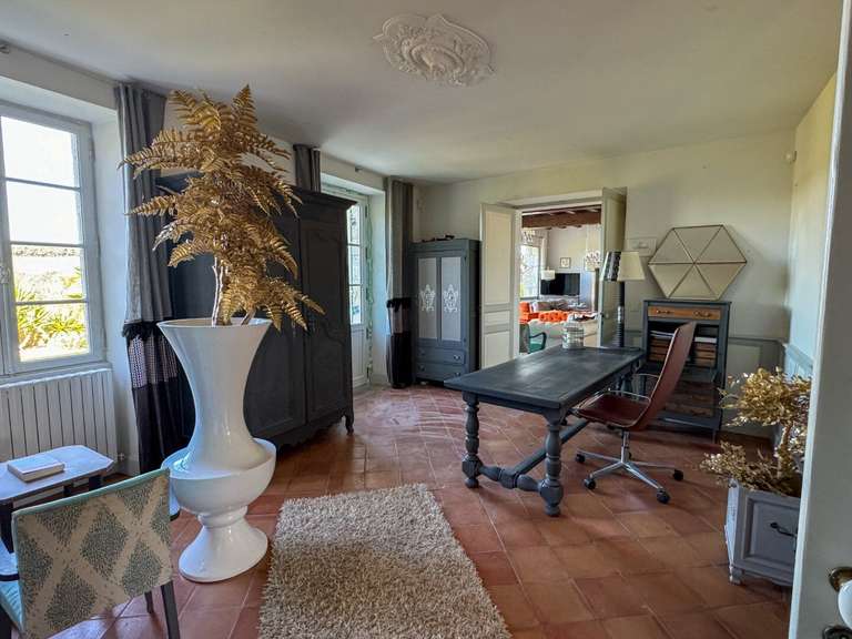 Maison Condom - 7 chambres - 557m²