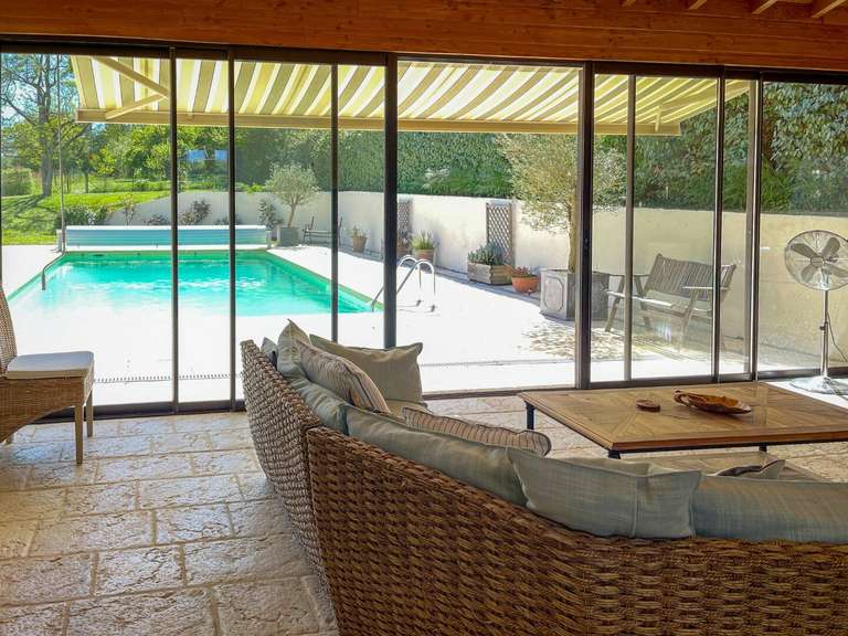 Maison Vic-Fezensac - 4 chambres - 331m²
