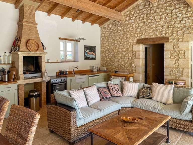 Maison Vic-Fezensac - 4 chambres - 331m²