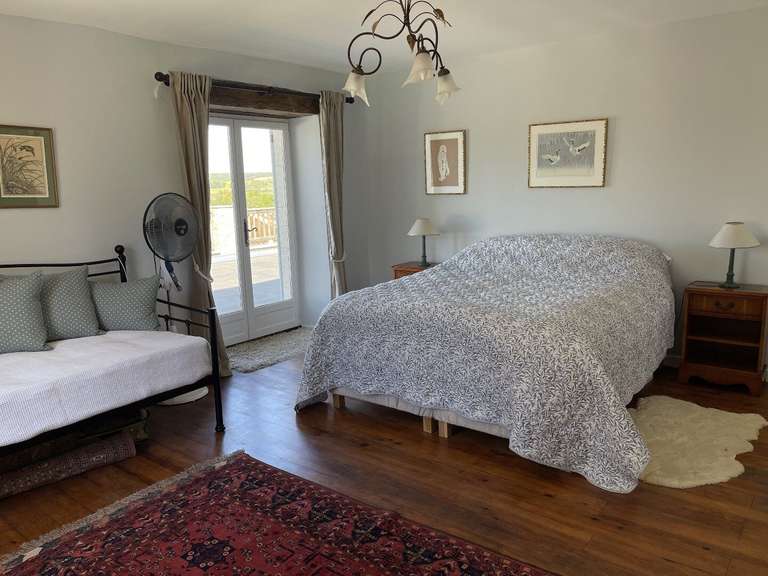 Maison Vic-Fezensac - 4 chambres - 331m²
