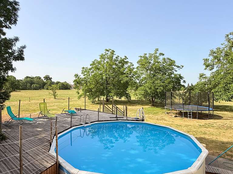 Maison Aubeterre-sur-Dronne - 8 chambres - 221m²
