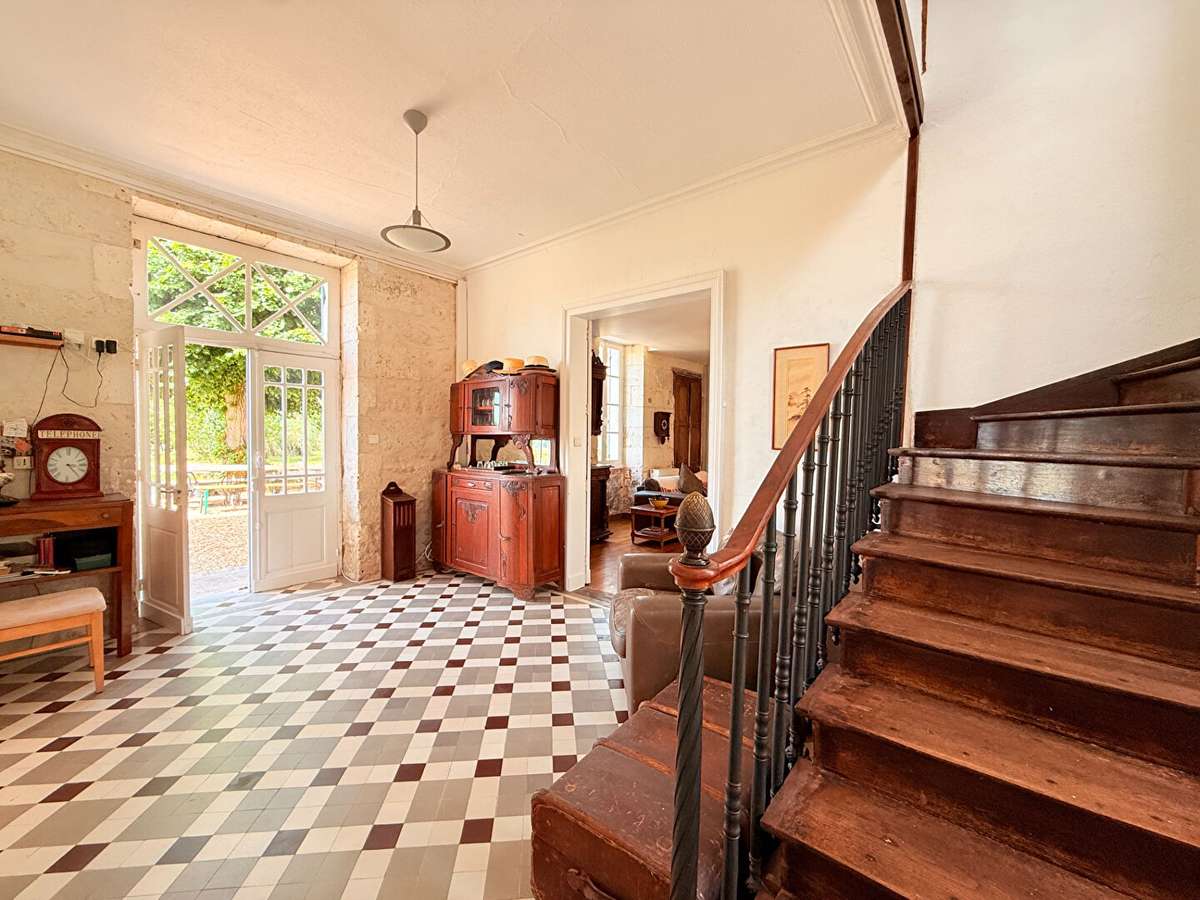 House Aubeterre-sur-Dronne