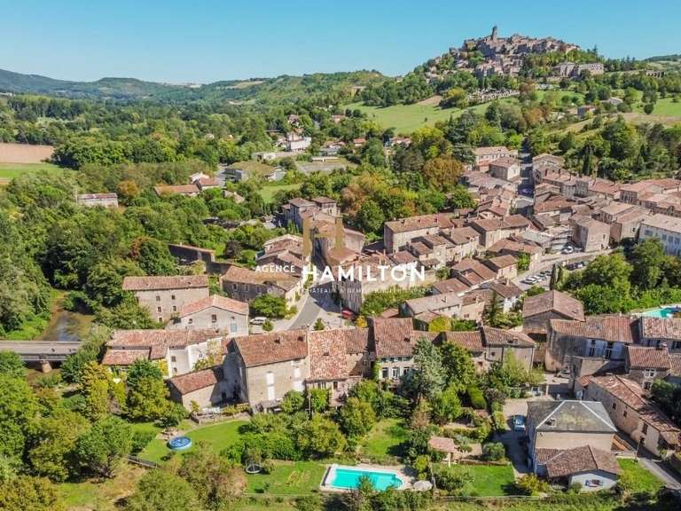 Maison Cordes-sur-Ciel - 5 chambres - 378m²