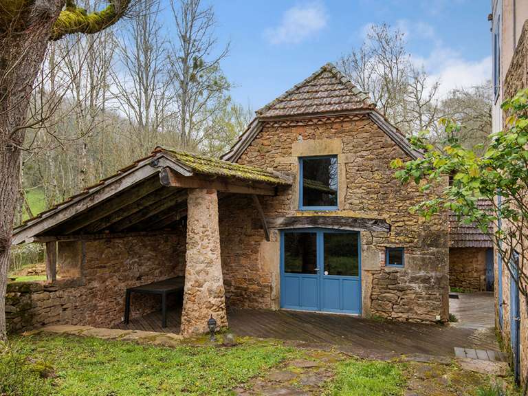 Maison Saint-Michel-Loubéjou - 16 chambres - 664m²