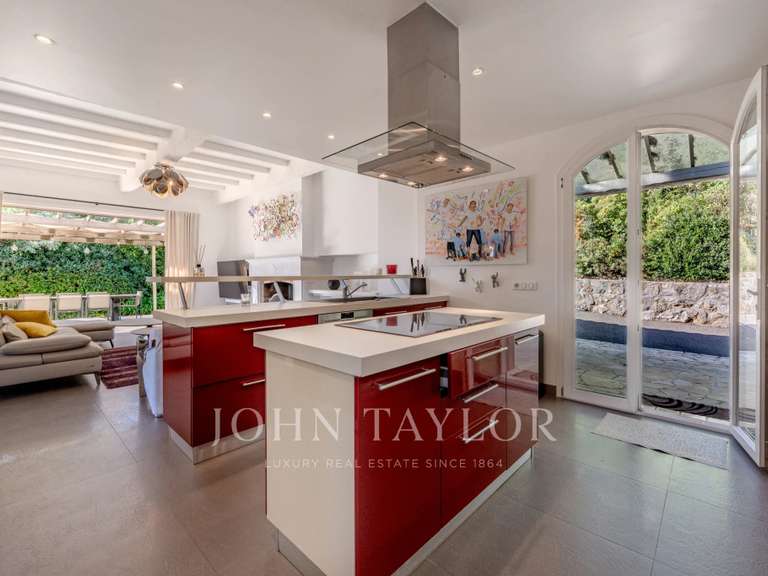 Maison Valbonne - 5 chambres - 213m²