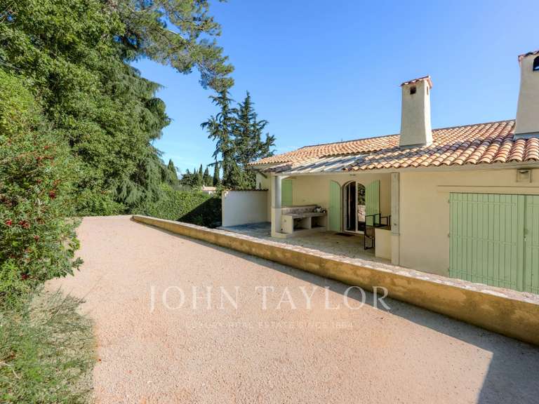 Maison Valbonne - 5 chambres - 213m²