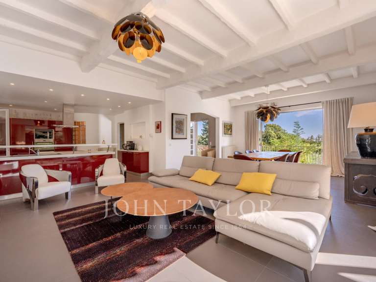Maison Valbonne - 5 chambres - 213m²