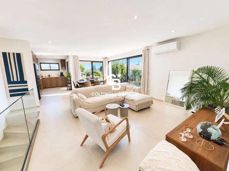 Maison La Londe-les-Maures - 4 chambres - 132m²