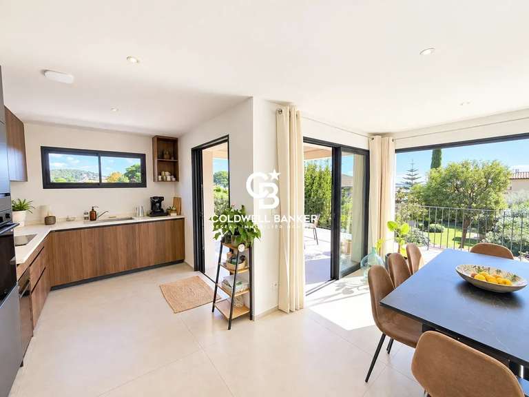 Maison La Londe-les-Maures - 4 chambres - 132m²